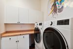 Private washer and dryer in the unit